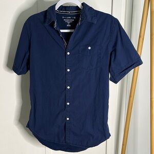 Dark‎ Blue Casual Button Down Shirt peached Poplin size small